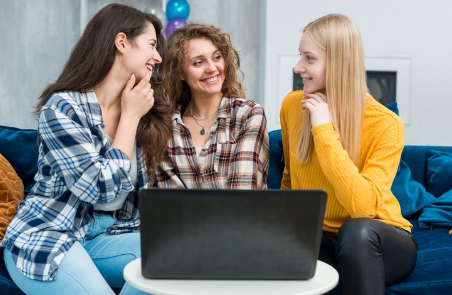 Internet Chicks